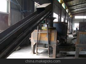 高效秸稈壓塊機(jī) 助力綠色能源，提升農(nóng)業(yè)資源價(jià)值